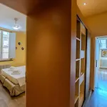 Charming With Scenic Views In Daire Lucca