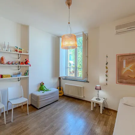Charming With Scenic Views In Διαμέρισμα Λούκα