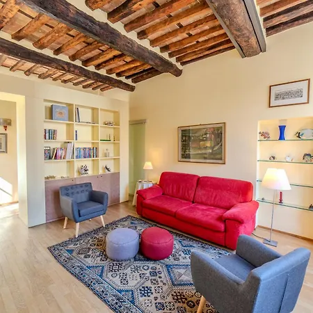 Διαμέρισμα Charming With Scenic Views In *